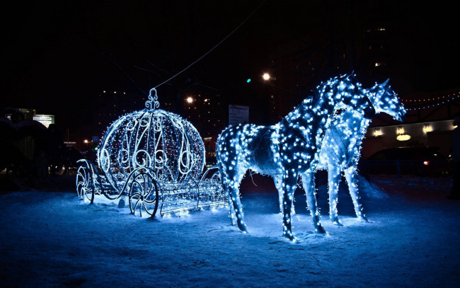 Обои картинки фото праздничные, новогодние пейзажи, зима, снег, гирлянды, иллюминация, лошади, карета, огни