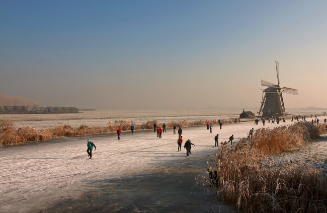 Обои картинки фото разное, мельницы, зима, каток, лед, голландия, река, мельница