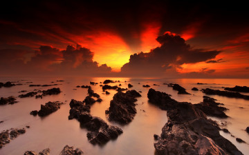 Картинка природа восходы закаты вода камни