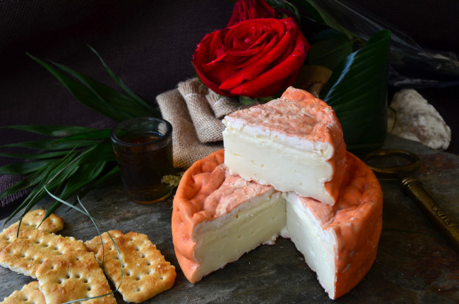 Обои картинки фото ros de ratafia dels raiers, еда, сырные изделия, сыр