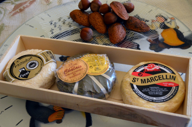 Обои картинки фото tabla de peque&, 241, os quesos franceses, еда, сырные изделия, сыр