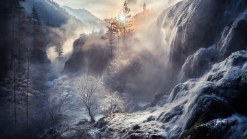 Картинка природа водопады река солнце поток вода деревья иней свет пар утро