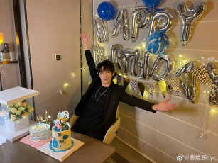 Картинка мужчины cao+yu+chen актер день рождения торты