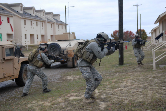 Обои картинки фото оружие, армия, спецназ, автоматы, штурм
