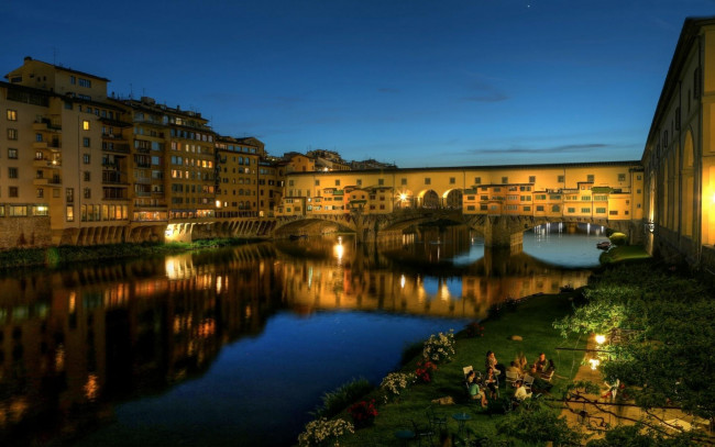 Обои картинки фото города, флоренция , италия, лужайка, мост, река
