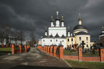 Картинка города -+православные+церкви +монастыри церковь город здание чеховский+район московской+области новый+быт мужской+монастырь вознесенская+давидова+пустынь