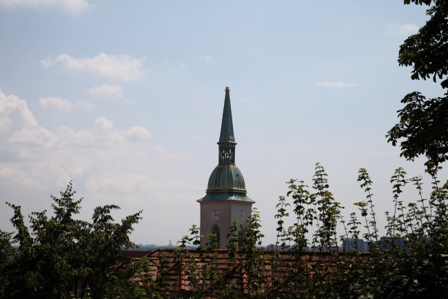 Обои картинки фото города, братислава , словакия, башня