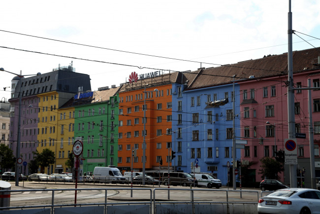 Обои картинки фото города, братислава , словакия, улица, дома