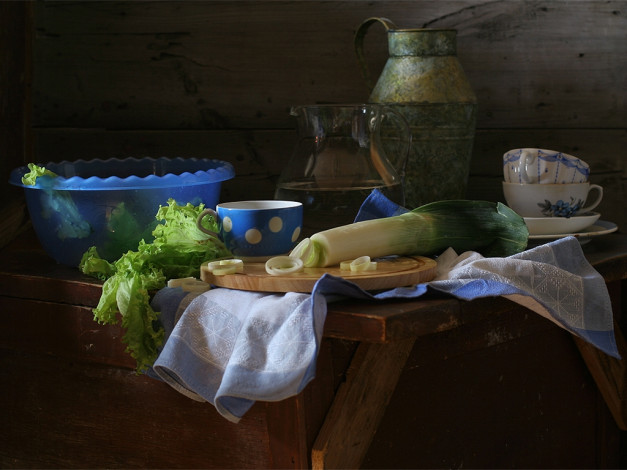 Обои картинки фото ира, быкова, натюрморт, салатом, еда
