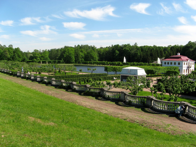 Обои картинки фото города, санкт, петербург, петергоф, россия, сад, венеры, перед, дворцом, марли