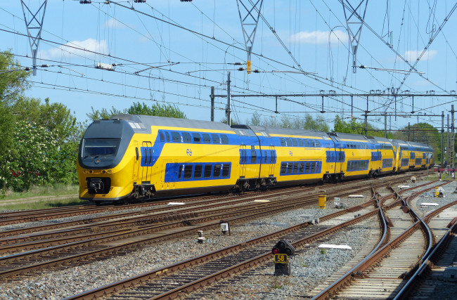 Обои картинки фото техника, поезда, состав, локомотив, железная, дорога, рельсы