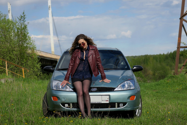 Обои картинки фото автомобили, -авто с девушками, ford, focus