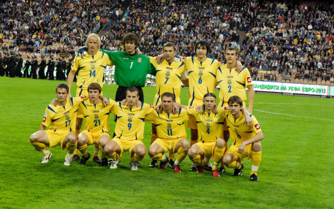 Обои картинки фото команда, украины, спорт, футбол, euro, 2012