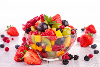 обоя еда, мороженое,  десерты, ягоды, фрукты, фруктовый, салат, клубника