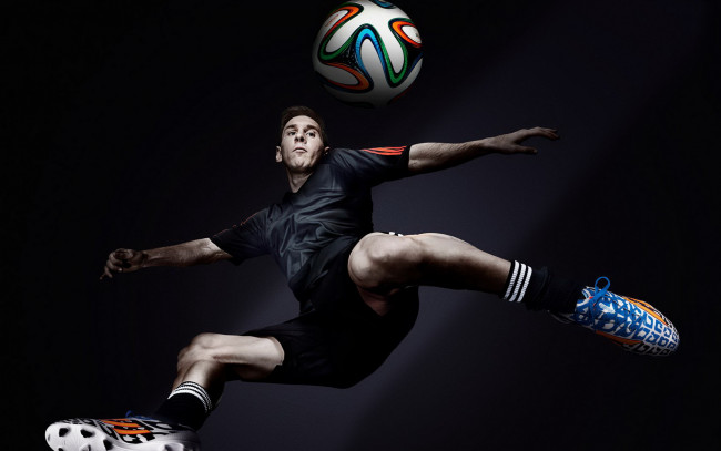 Обои картинки фото спорт, футбол, фон, мяч, игрок