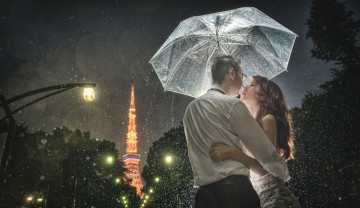 Картинка разное мужчина+женщина зонт невеста жених любовь пара свадьба девушка парень азиаты праздник ночь дождь