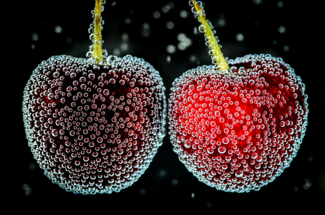Обои картинки фото еда, вишня,  черешня, пузырьки