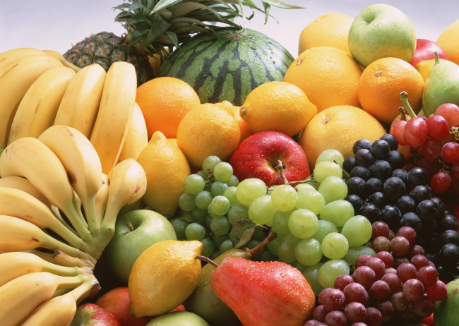 Обои картинки фото еда, фрукты,  ягоды, бананы, груши, виноград