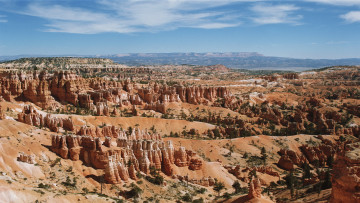 Картинка природа горы каньон скалы панорама небо пустыня деревья