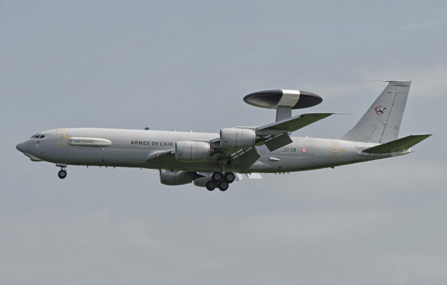 Обои картинки фото boeing e3f, авиация, боевые самолёты, ввс