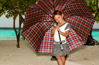Картинка разное дети девочка зонт пляж
