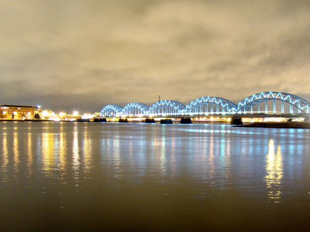 Обои картинки фото рига, железнодорожный, мост, города, латвия