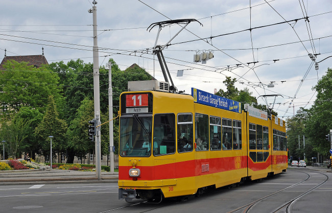 Обои картинки фото техника, трамваи, рельсы, транспорт, трамвай