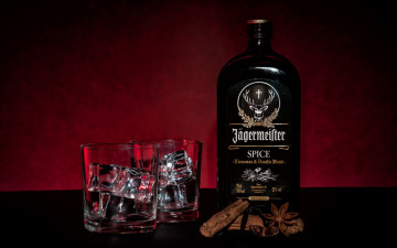 Картинка бренды бренды+напитков+ разное бутылка ликера jаgermeister