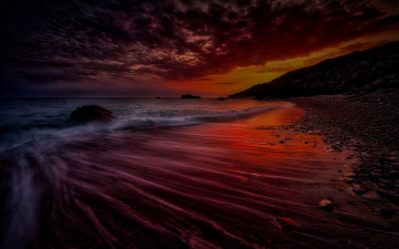 Картинка природа побережье море облака камни ночь