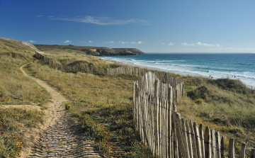 Картинка природа побережье море дорога забор