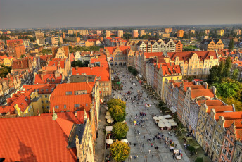 Картинка гданьск польша города крыши улица люди панорама