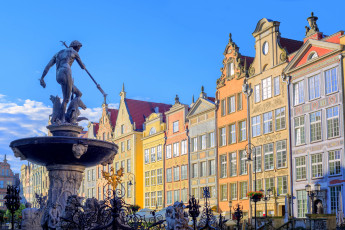 Картинка города -+памятники +скульптуры +арт-объекты фонтан gdansk дома нептун польша улица солнечно