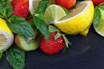 Картинка еда фрукты +ягоды киви мята клубника лайм лимон
