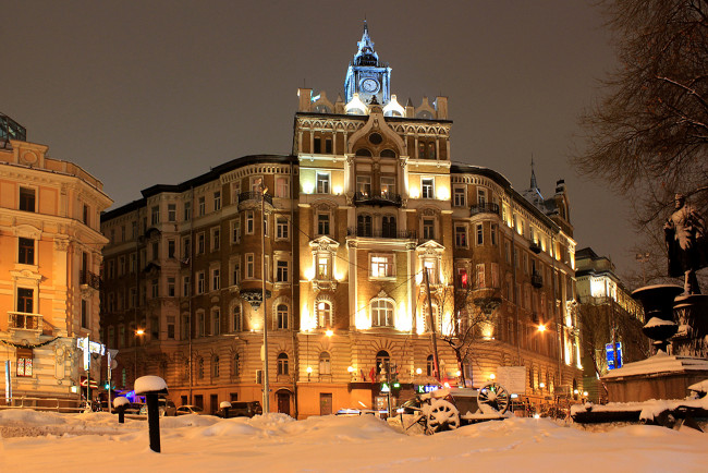 Обои картинки фото москва, россия, города, - здания,  дома, здание, первое, российское, страховое, общество, оходный, дом, зима, снег