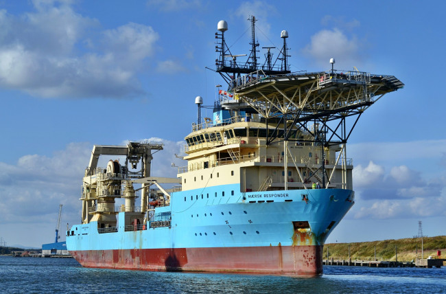 Обои картинки фото maersk responder, корабли, другое, акватория, судно