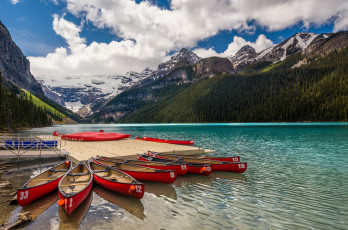Картинка корабли лодки +шлюпки лес деревья горы озеро канада природа
