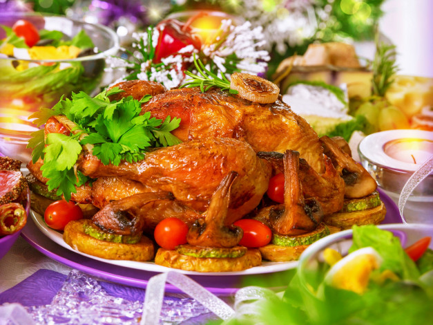 Обои картинки фото еда, мясные блюда, грибы, курица, жареная, праздник, гарнир