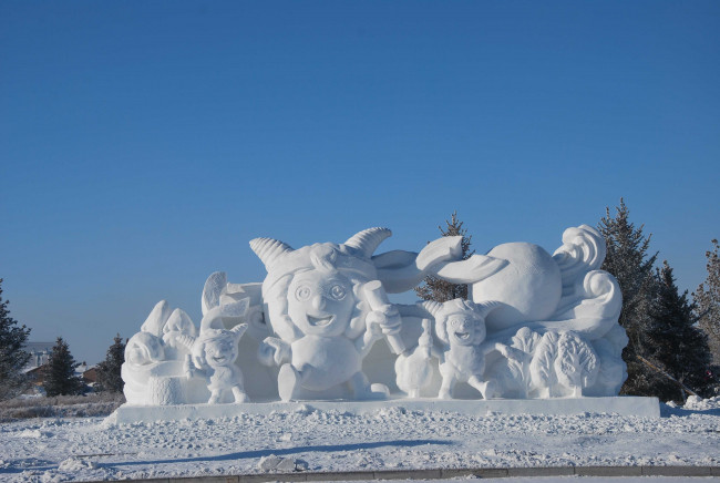 Обои картинки фото разное, фигуры из песка,  льда и снега, фигуры, снег