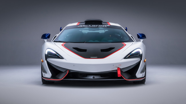 Обои картинки фото mclaren 570s gt4-mso x no8 white red and blue accents 2018, автомобили, mclaren, 570s, gt4-mso, x, no8, white, red, blue, accents, 2018