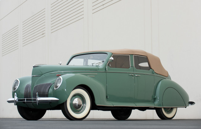 Обои картинки фото lincoln zephyr convertible sedan 1938, автомобили, классика, 1938, sedan, lincoln, convertible, zephyr