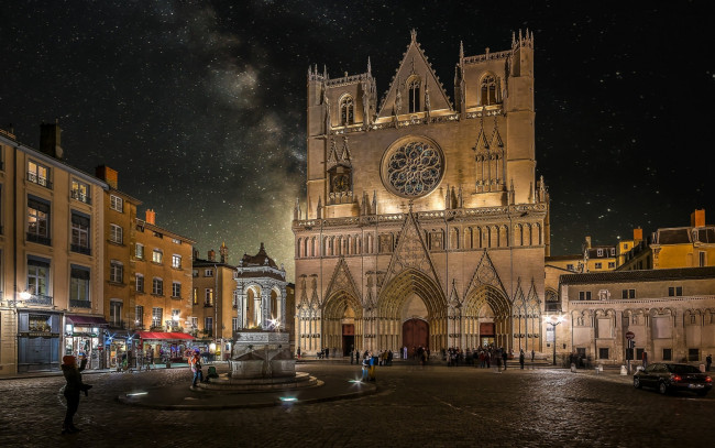 Обои картинки фото lyon cathedral, place saint-jean, города, лион , франция, place, saint-jean, lyon, cathedral