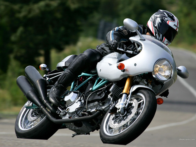 Обои картинки фото ducati, paul, smart, 1000, мотоциклы