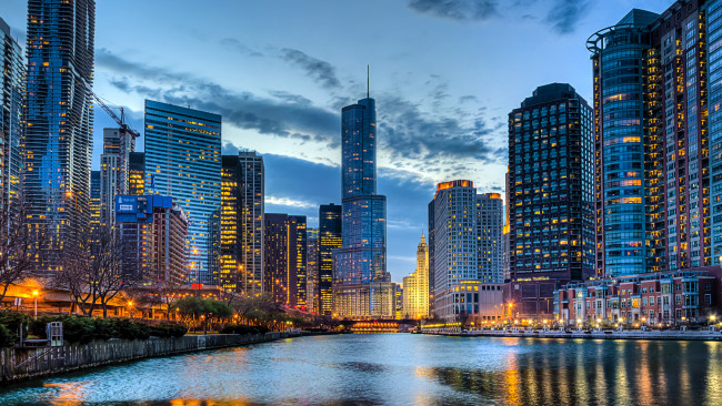 Обои картинки фото города, Чикаго, сша, река, огни, небоскрёбы