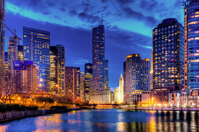 Обои картинки фото города, Чикаго, сша, огни, небоскрёбы, река