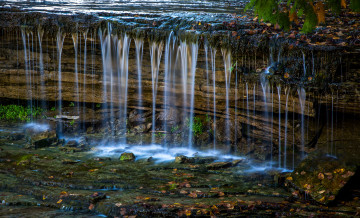 Картинка природа водопады поток ручей камни осень листья