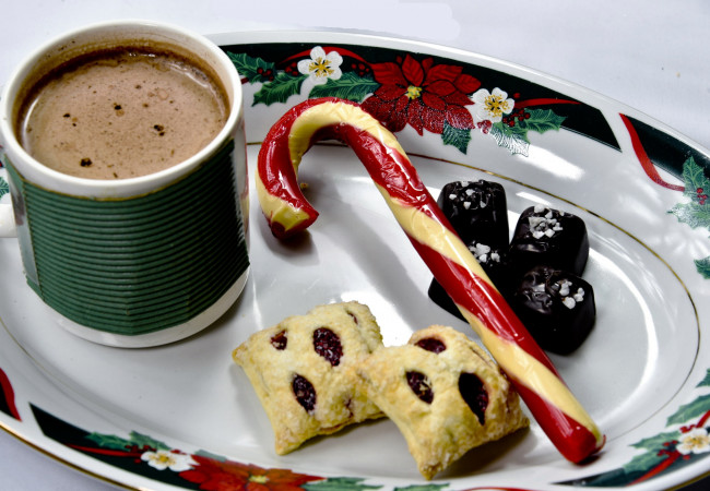 Обои картинки фото еда, разное, какао, булочки, леденец, конфеты