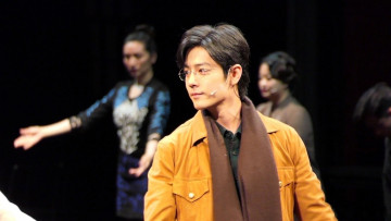 обоя мужчины, xiao zhan, актер, люди, очки, куртка, шарф