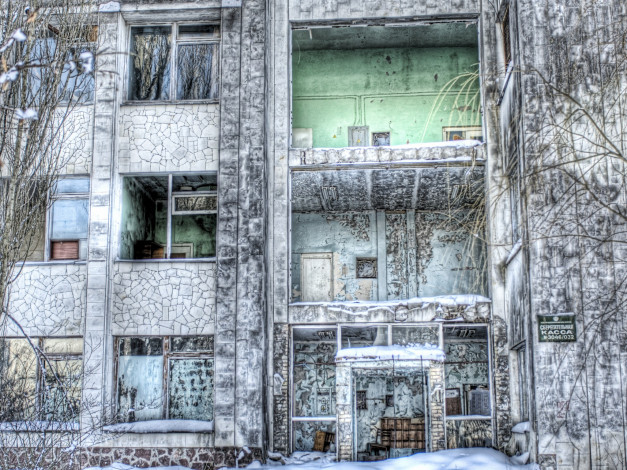 Обои картинки фото Чернобыль, пустое, здание, разное, развалины, руины, металлолом