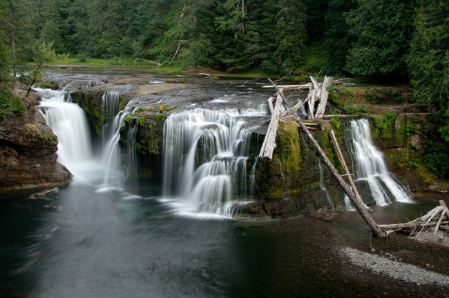 Обои картинки фото природа, водопады, вода, берег, река