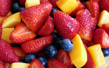 Картинка еда фрукты +ягоды черника клубника
